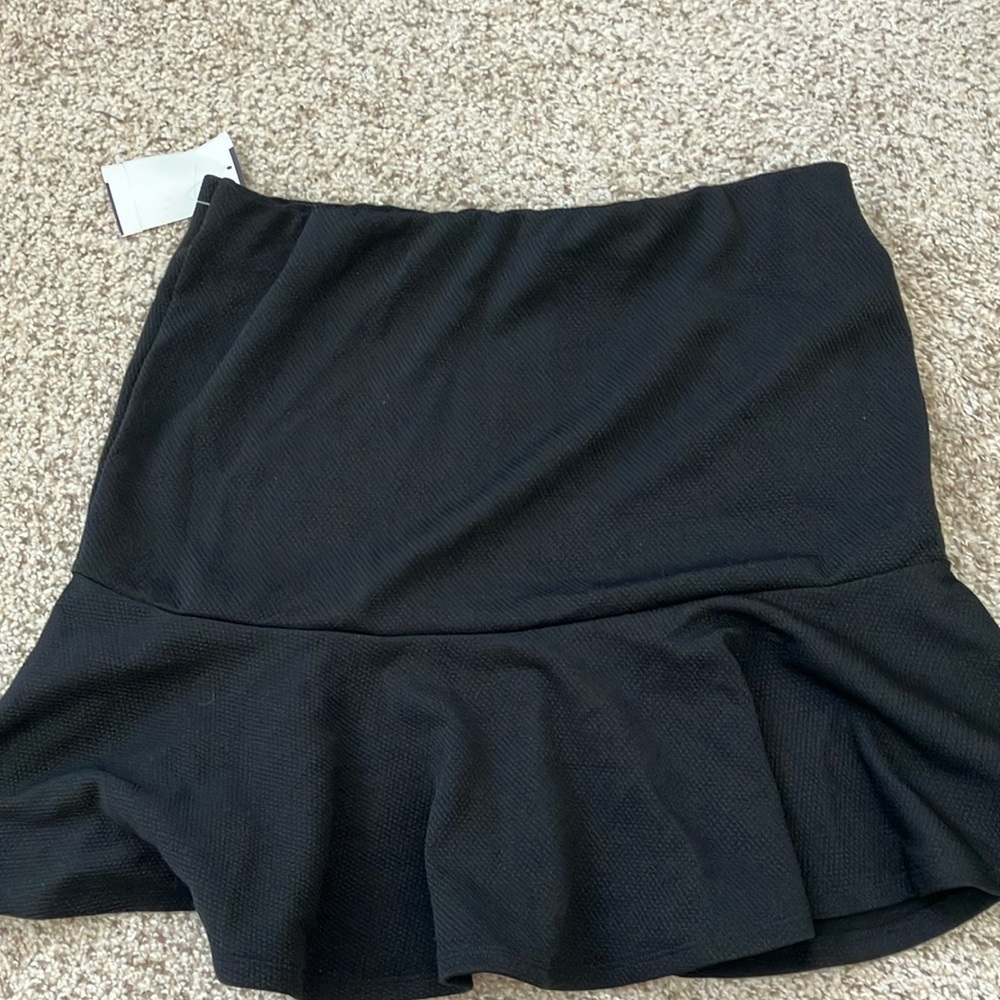Elegant Black Mini Skirt for Women
